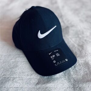 Nike Classic Black and White Cap